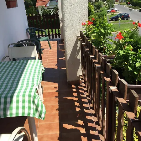 éva Apartman Bük